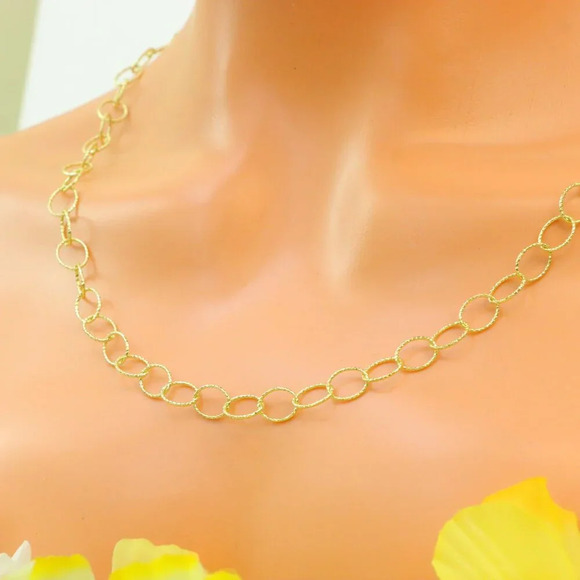 Minimalist Necklace, Sleek & Modern Design, Women’s Fashion, YC110410-N - Picture 4 of 10